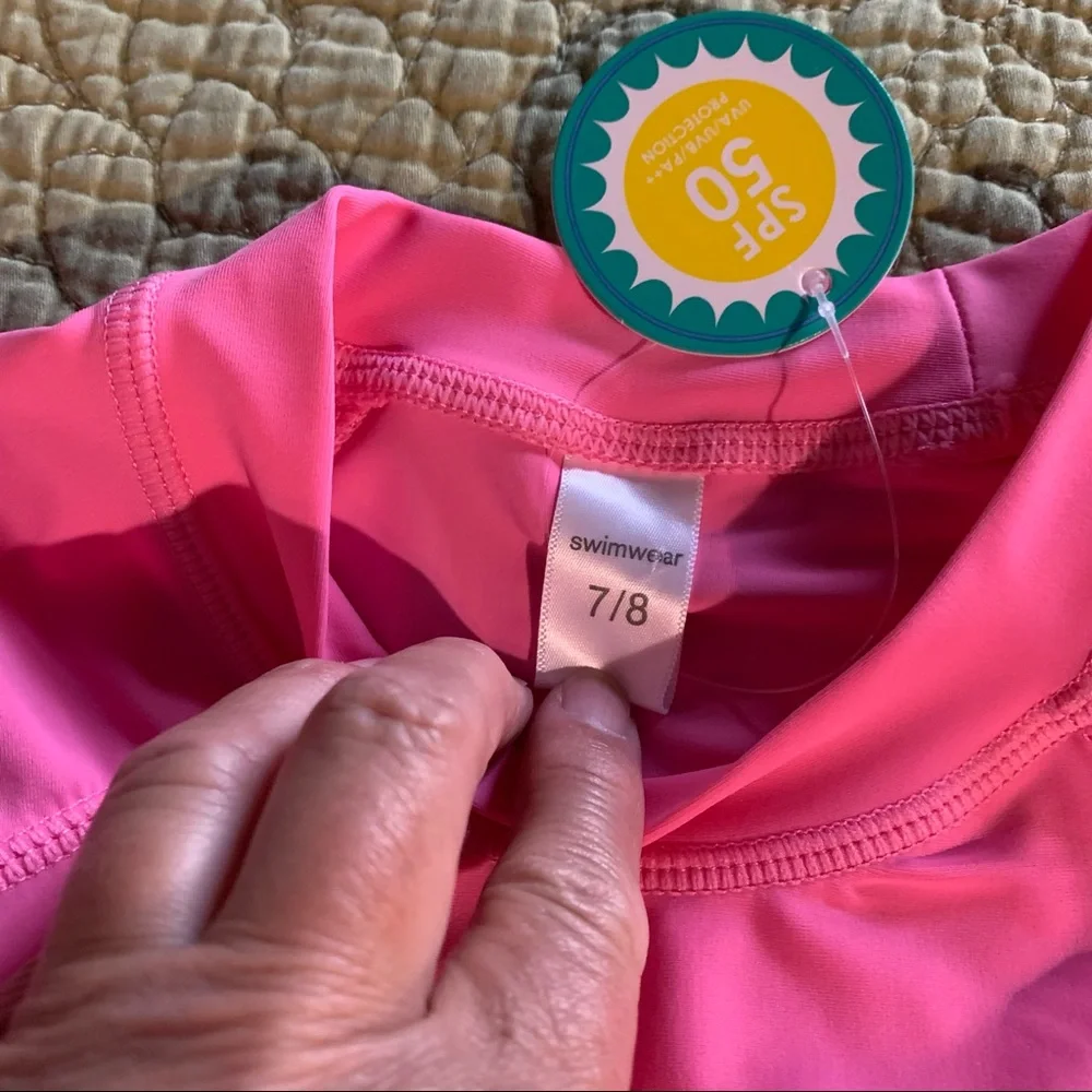 Girl’s Pink Long Sleeve Rashguard * Size 7/8